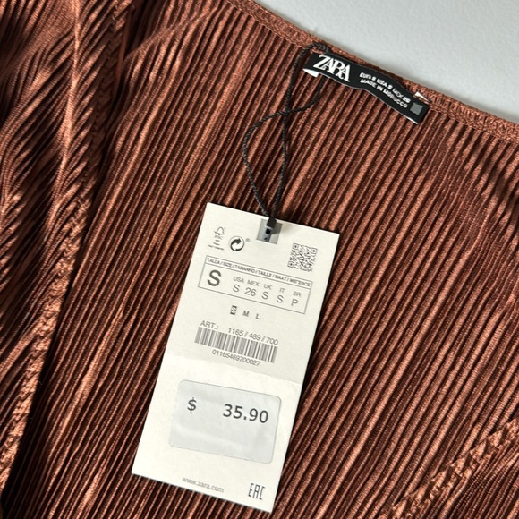 Zara Plisse Pleated Top - Picture 7 of 12